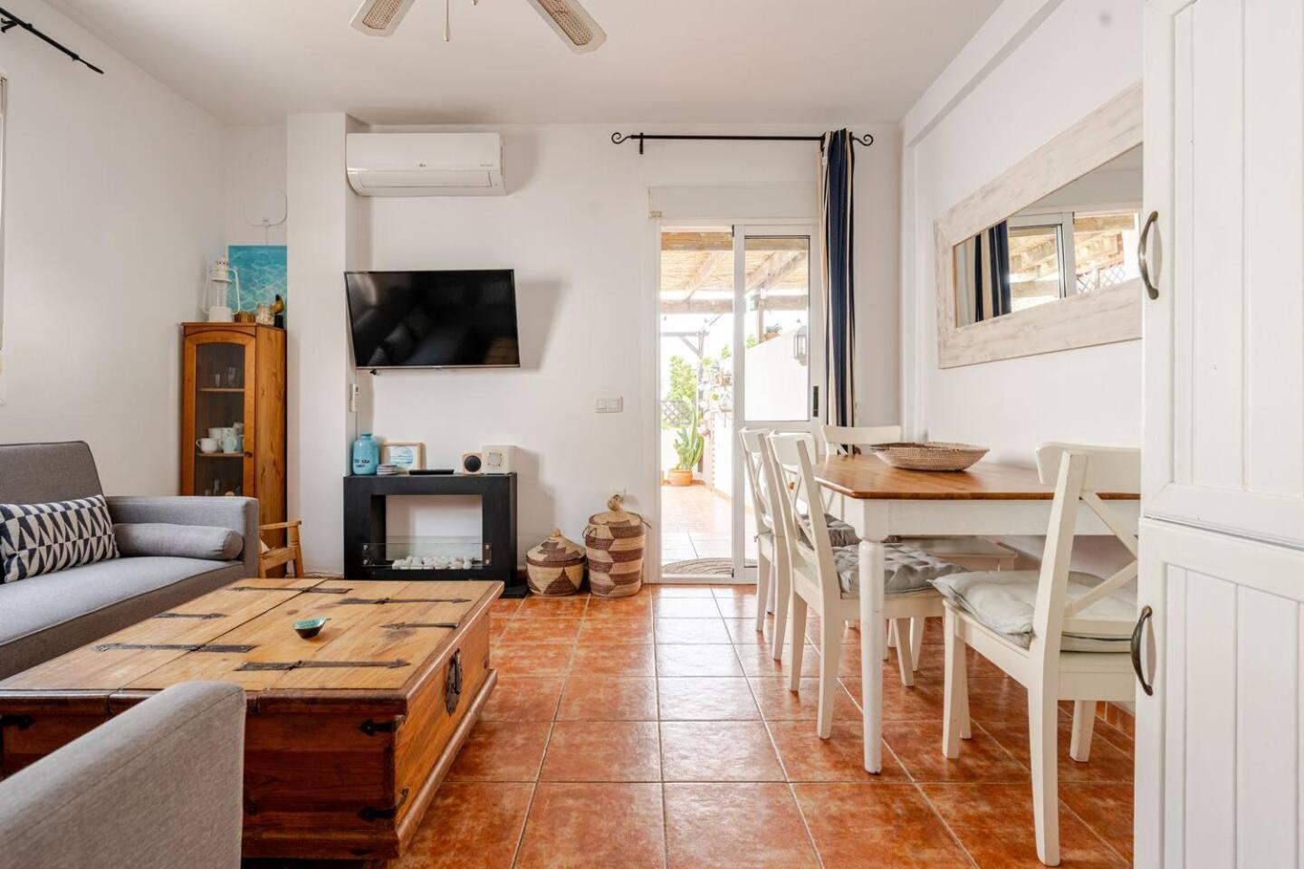 Alzeina, Casa Con Mucho Encanto A 300Mtr De La Playa Agua Amarga  Exterior foto